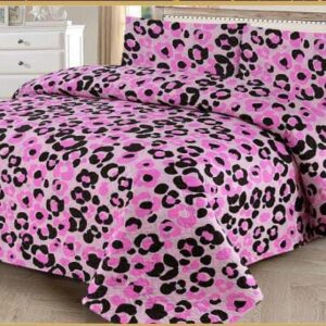 “Soft and Peaceful Bedding Set for a Beautiful Bedroom”